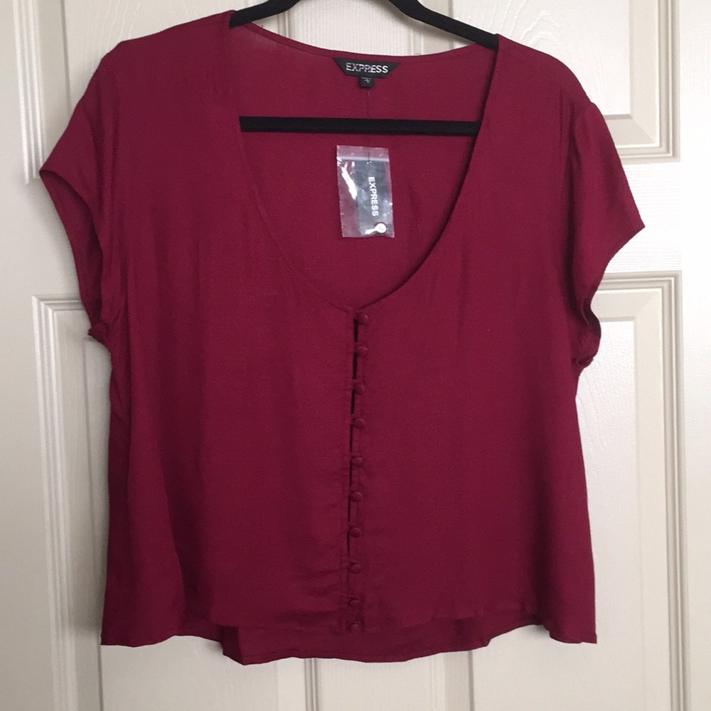 - Express Women’s Burgundy Top Size Large. NWT